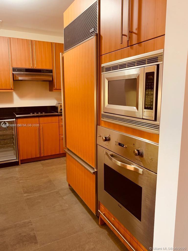 1425 Brickell Ave #43D Miami, FL 33131