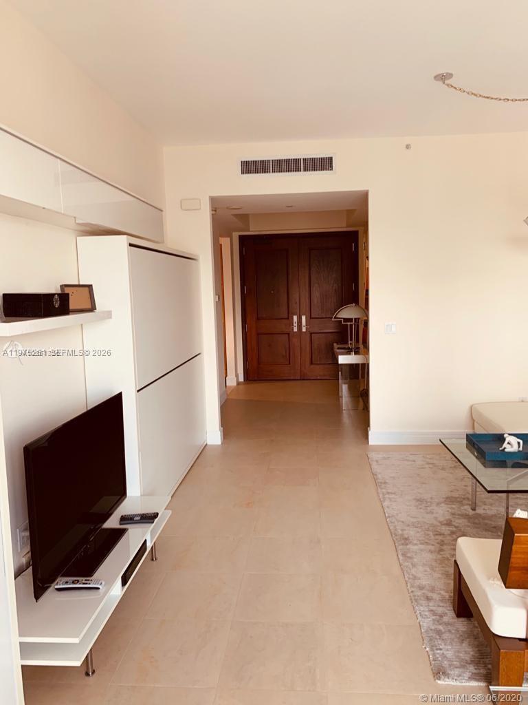 1425 Brickell Ave #43D Miami, FL 33131