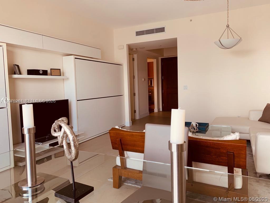 1425 Brickell Ave #43D Miami, FL 33131