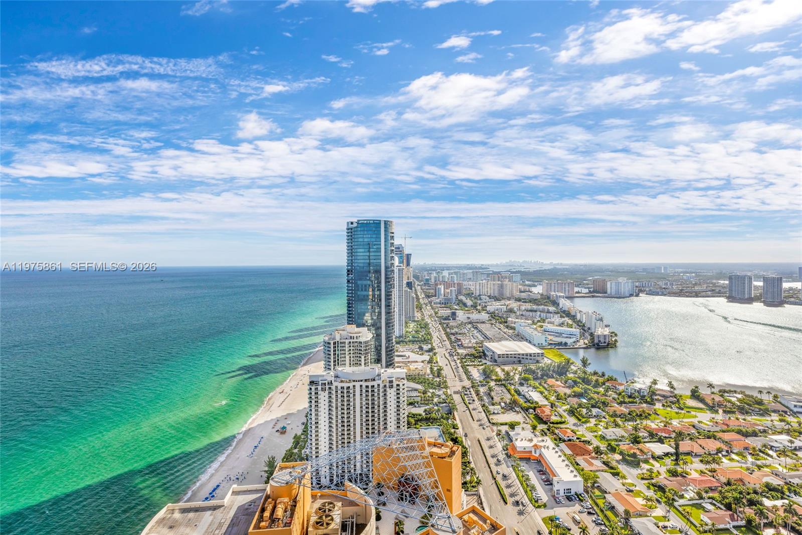 image Residences by Armani Casa22