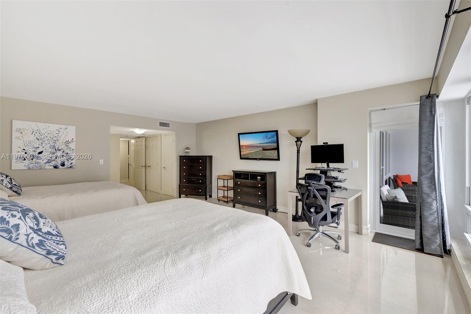 4100 Galt Ocean Dr #307 Fort Lauderdale, FL 33308