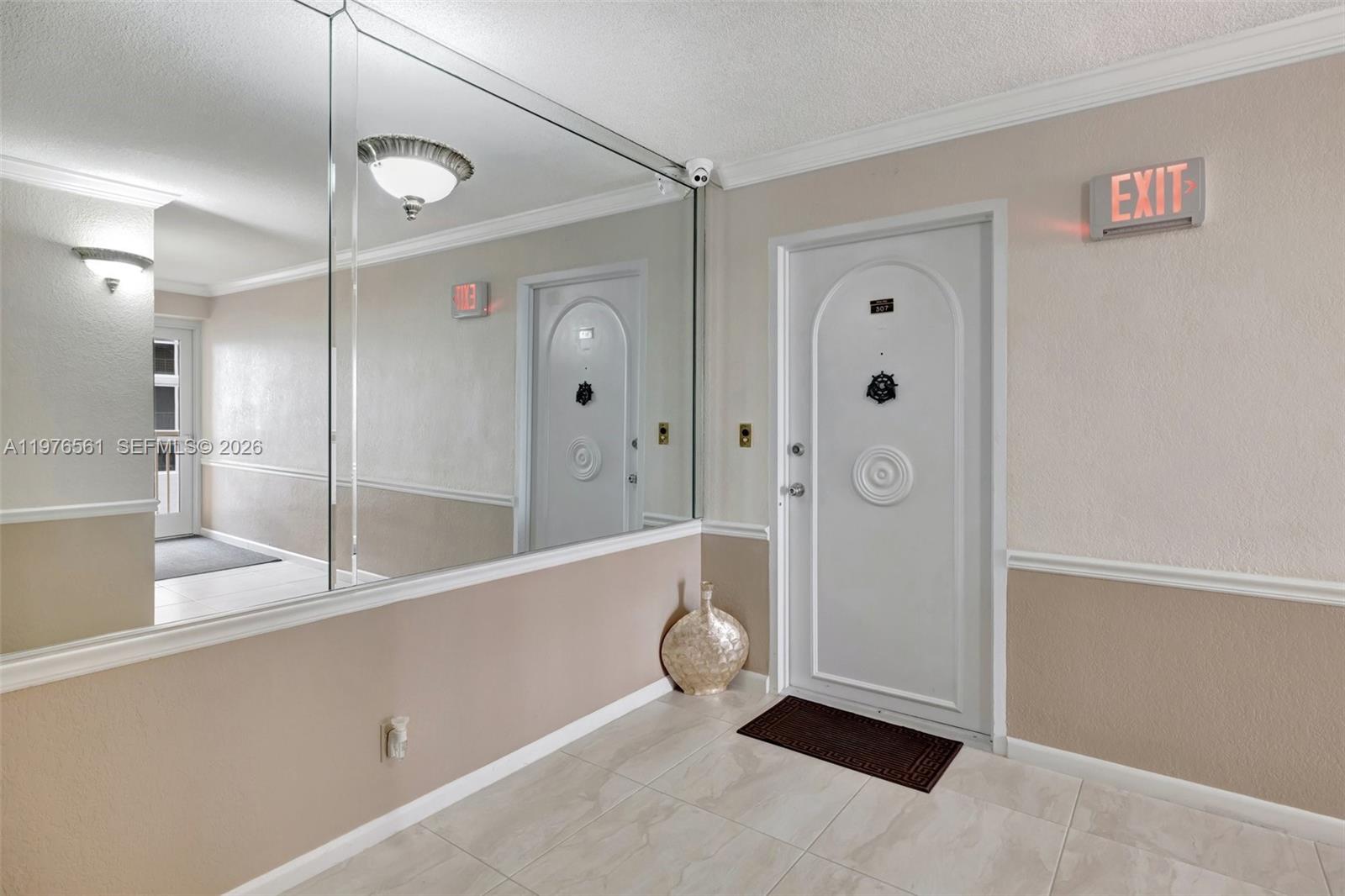 4100 Galt Ocean Dr #307 Fort Lauderdale, FL 33308