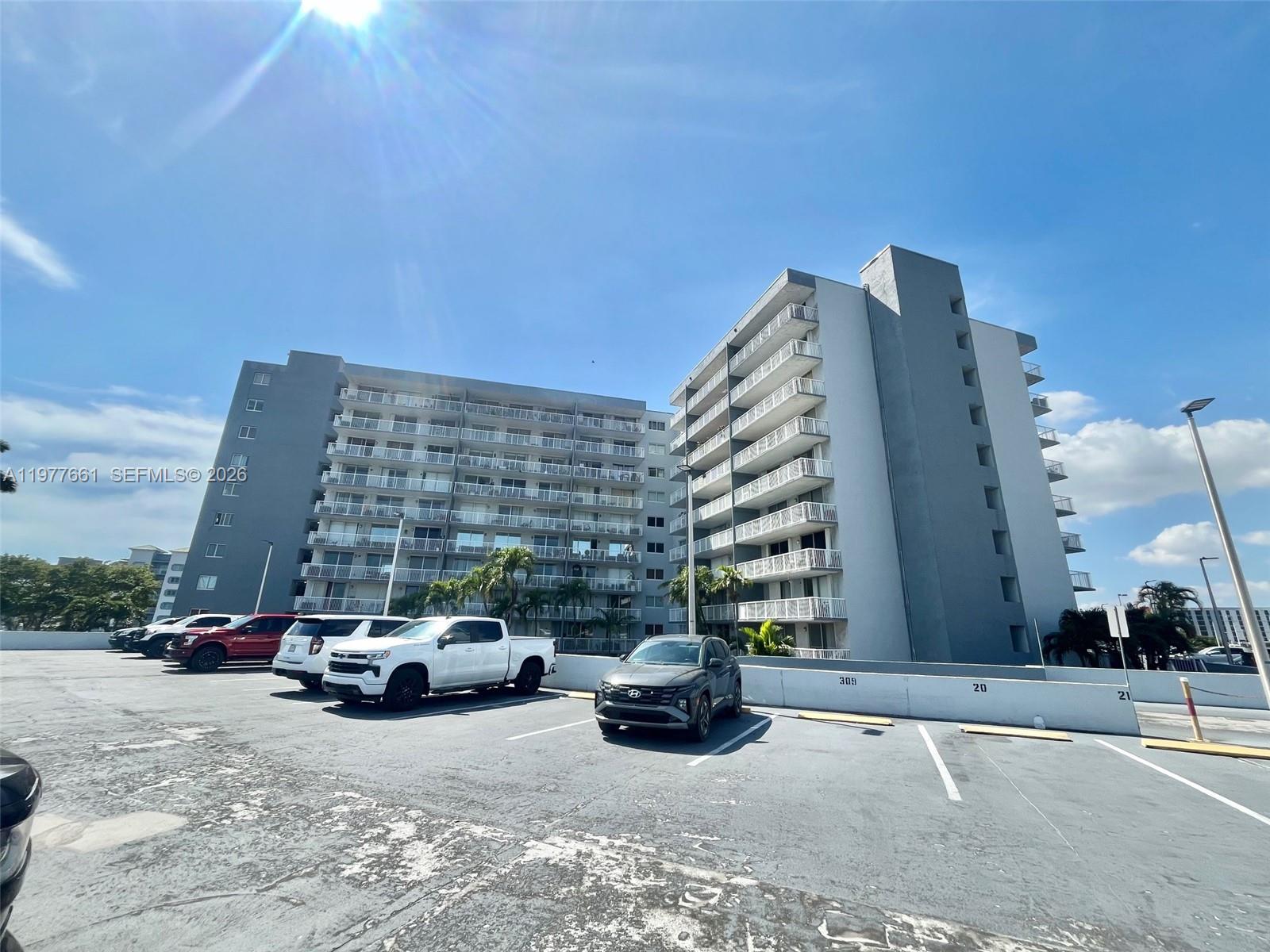 1800 NW 24th Ave #219 Miami, FL 33125