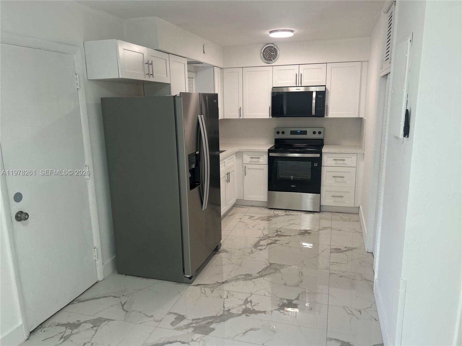 2000 Buchanan St #10