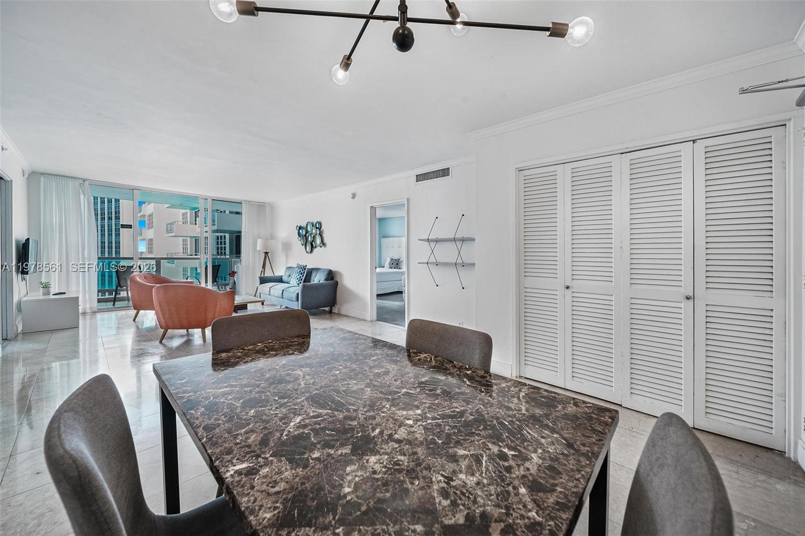 5101 Collins Ave #11K Miami Beach, FL 33140