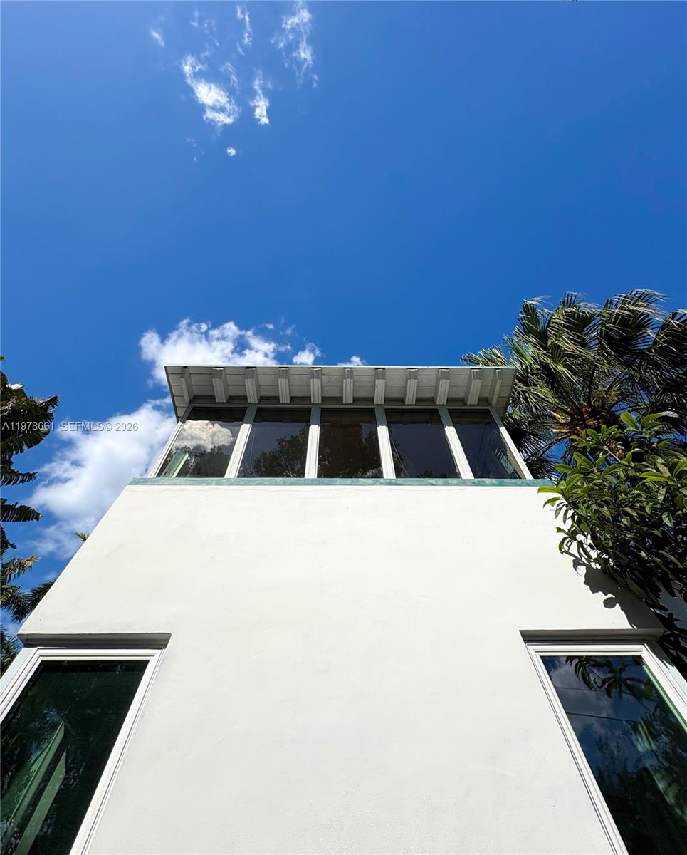 710 NE 72nd Ter Miami, FL 33138