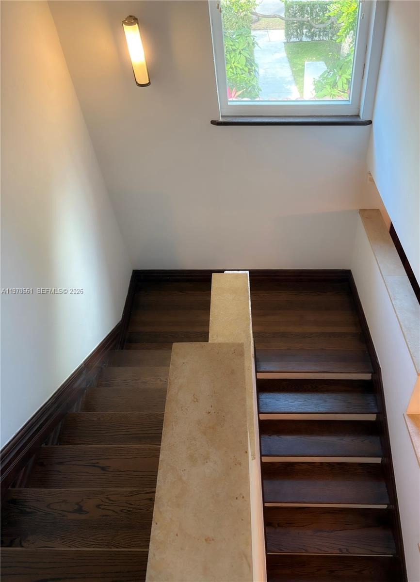 710 NE 72nd Ter Miami, FL 33138