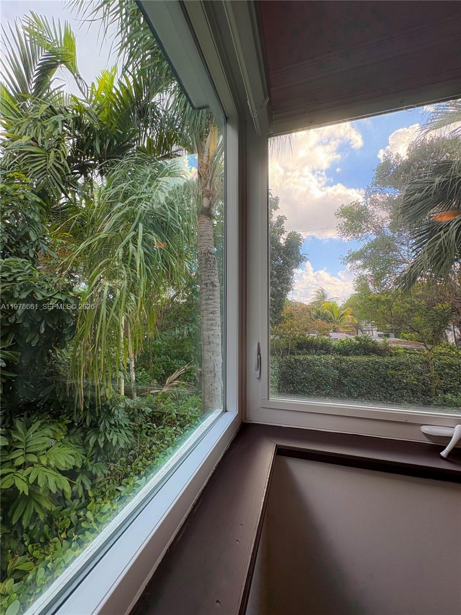 710 NE 72nd Ter Miami, FL 33138