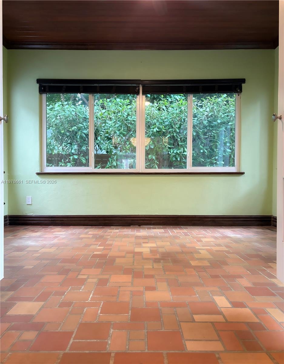 710 NE 72nd Ter Miami, FL 33138