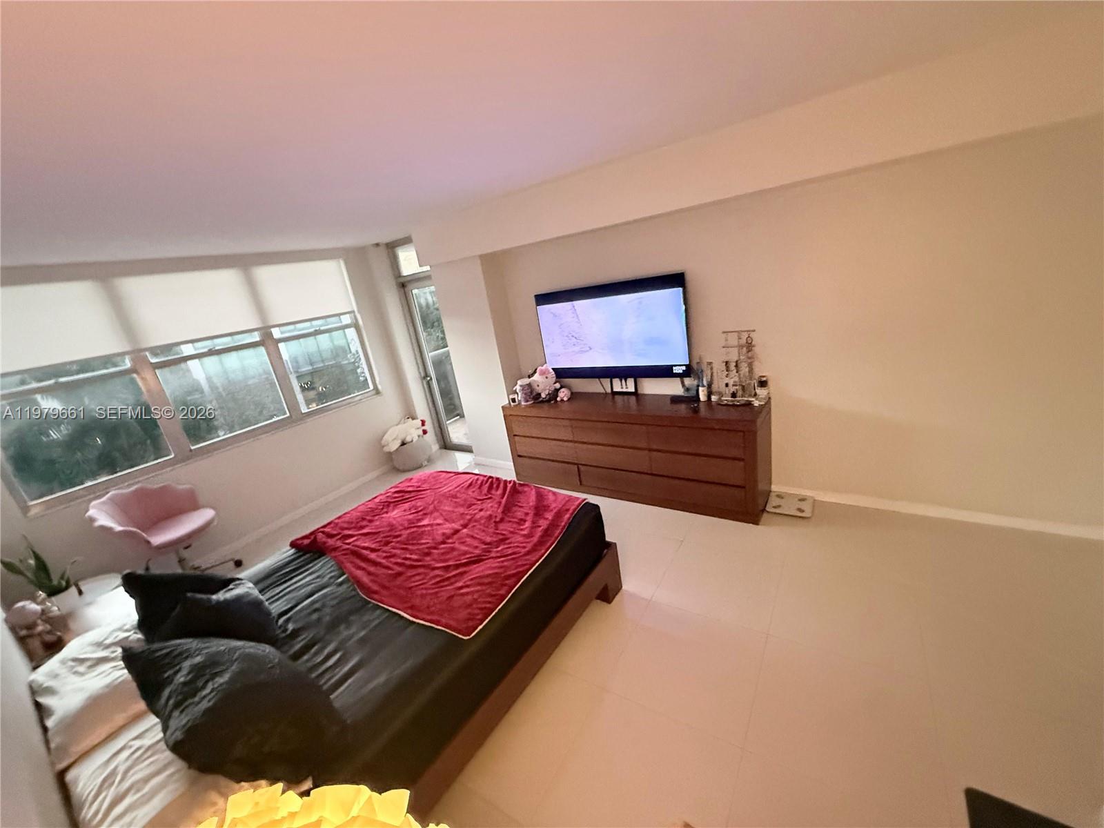 6039 Collins Ave #635 Miami Beach, FL 33140