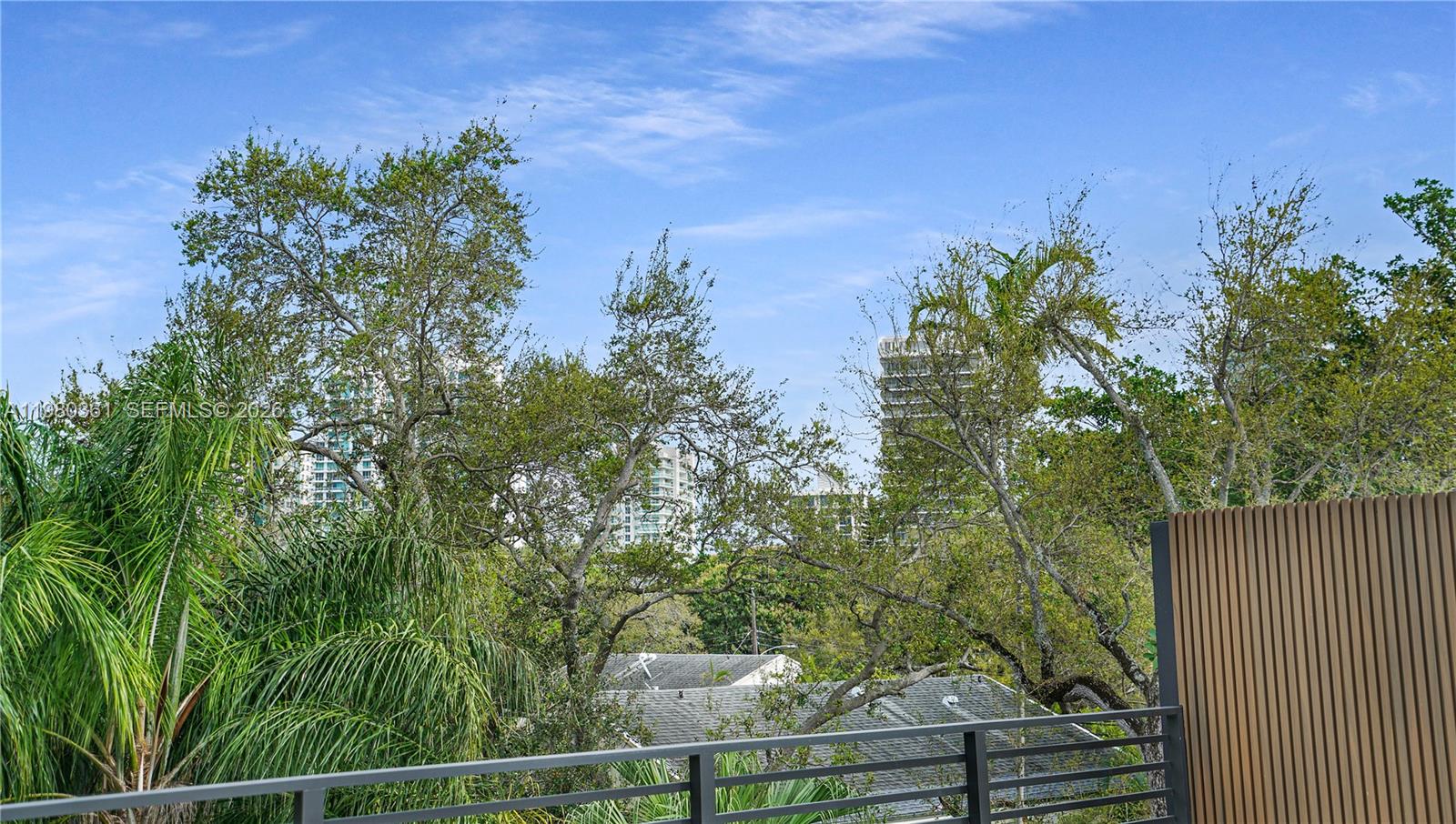 3075 Mary St Miami, FL 33133