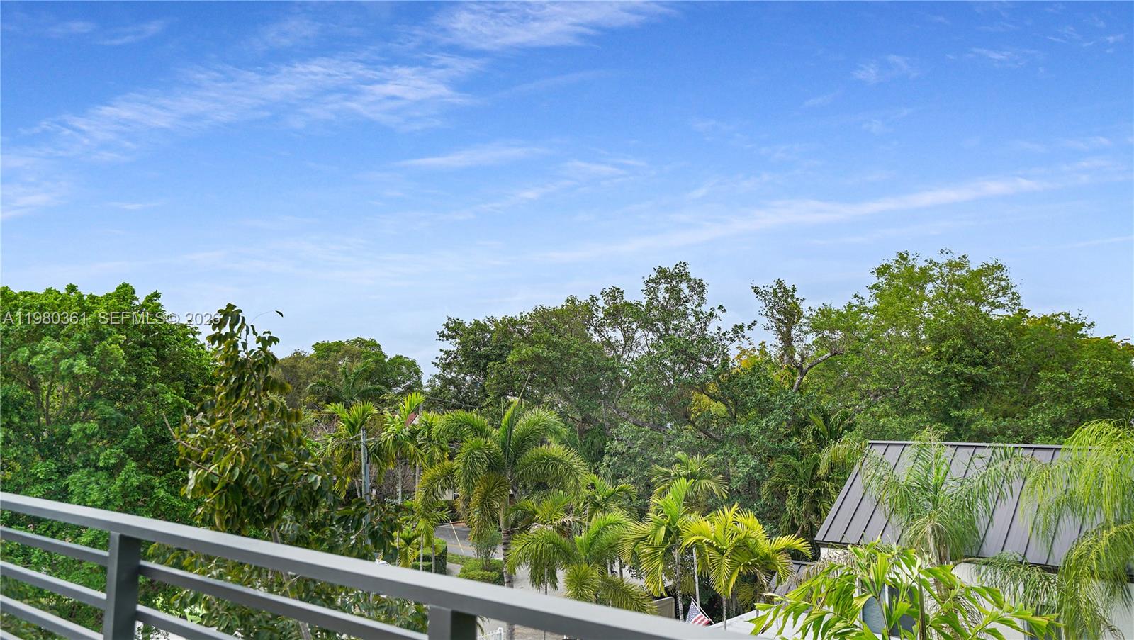 3075 Mary St Miami, FL 33133