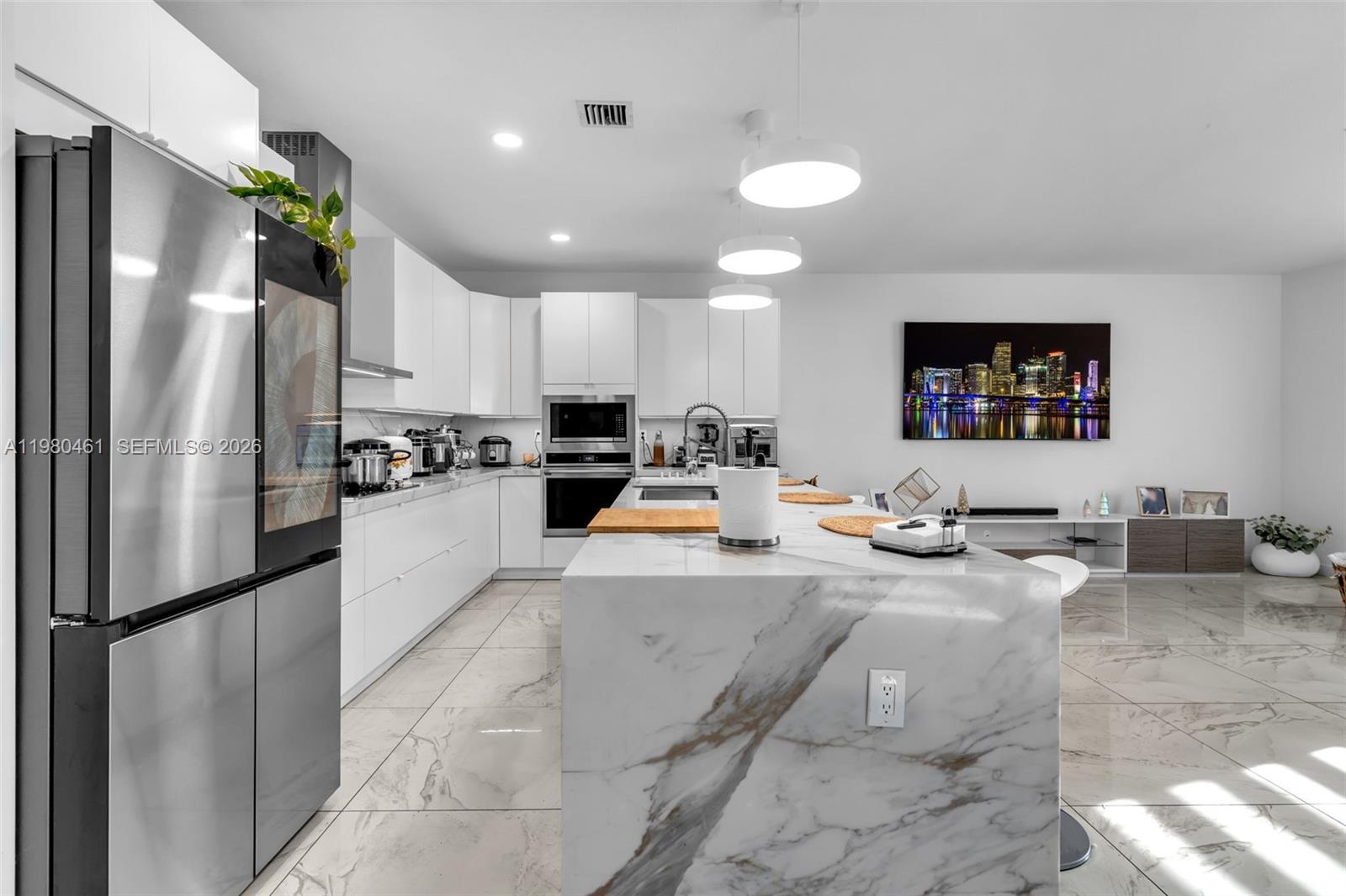 21380 SW 127th Pl Miami, FL 33177