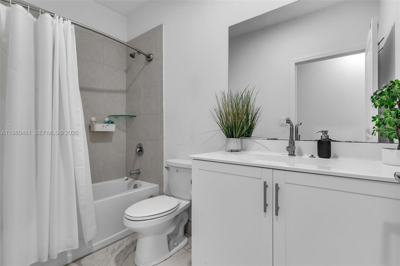 21380 SW 127th Pl Miami, FL 33177