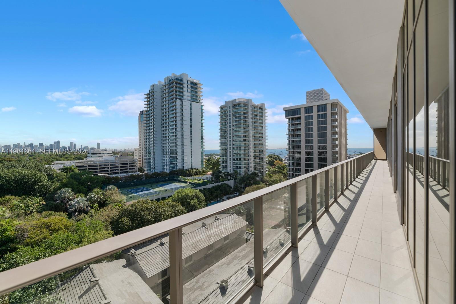 2678 Tigertail Ave #802 Coconut Grove, FL 33133