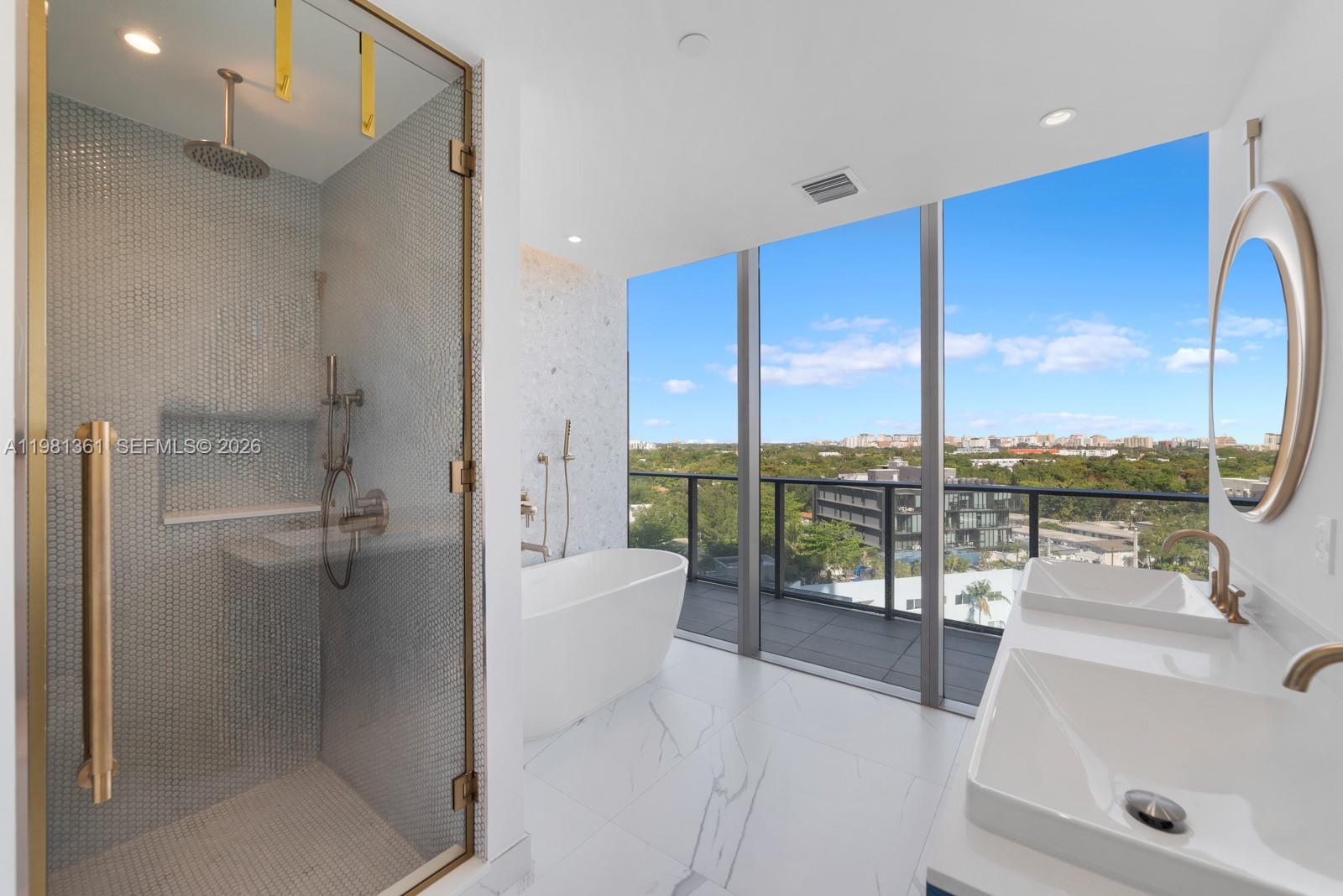 2678 Tigertail Ave #802 Coconut Grove, FL 33133