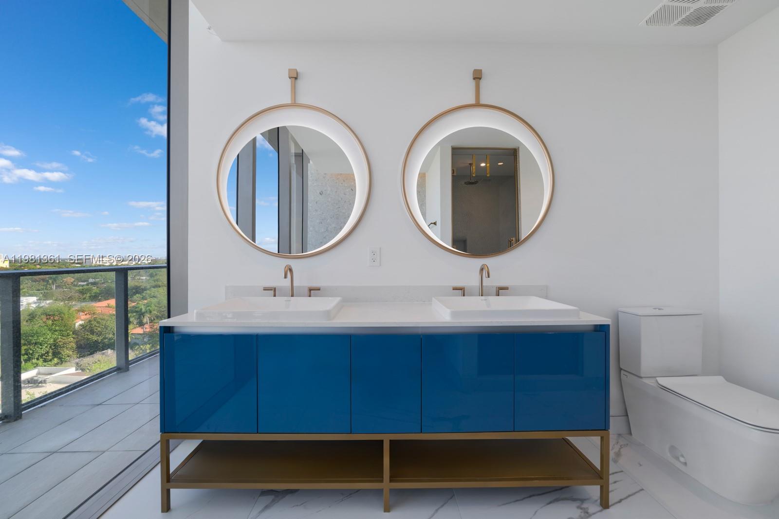 2678 Tigertail Ave #802 Coconut Grove, FL 33133