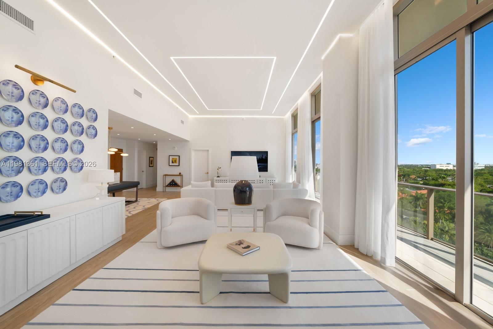 2678 Tigertail Ave #802 Coconut Grove, FL 33133