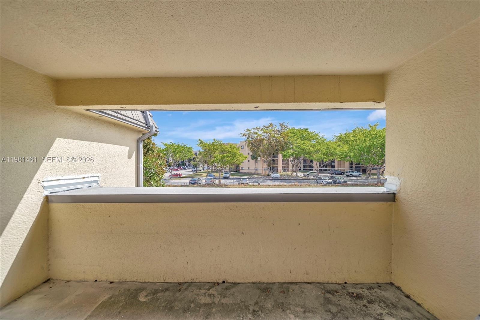 8769 SW 137th Ave Miami, FL 33183