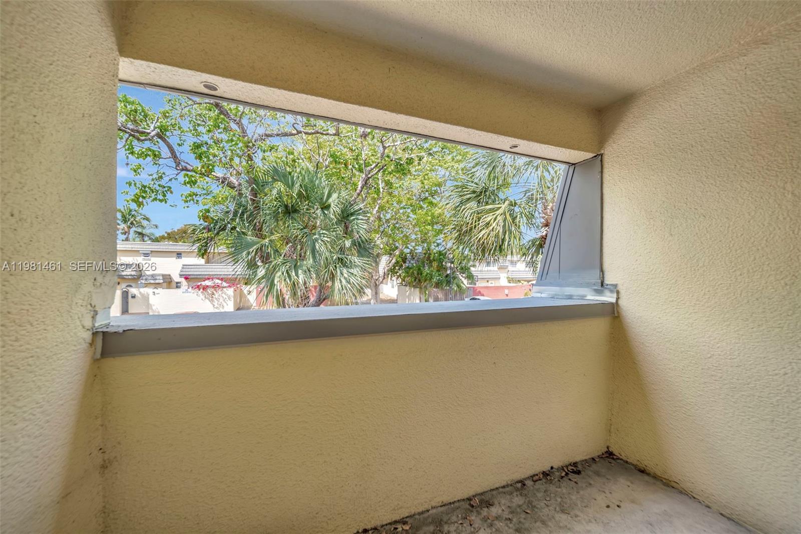 8769 SW 137th Ave Miami, FL 33183