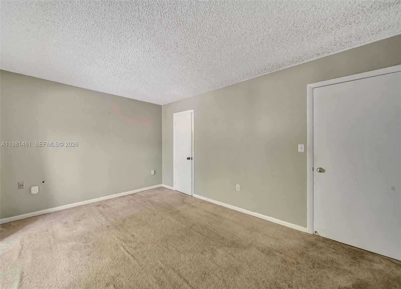 8769 SW 137th Ave Miami, FL 33183