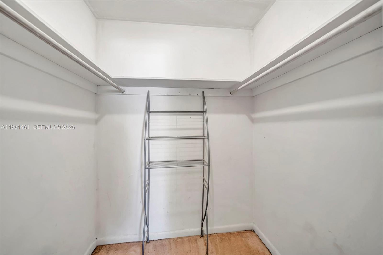 8769 SW 137th Ave Miami, FL 33183