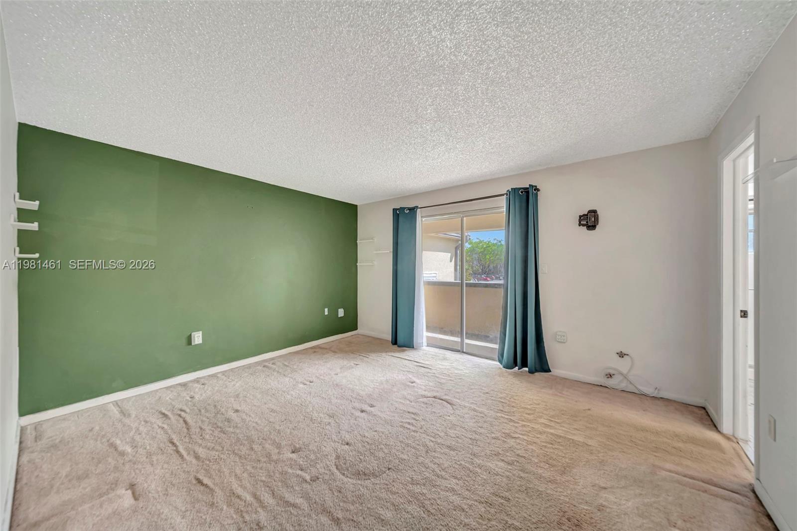 8769 SW 137th Ave Miami, FL 33183