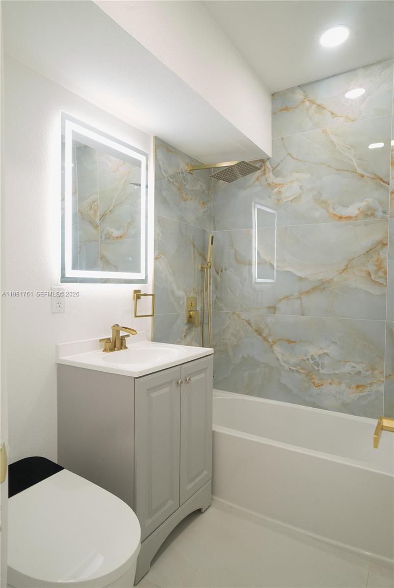 315 NW 127th St North Miami, FL 33168