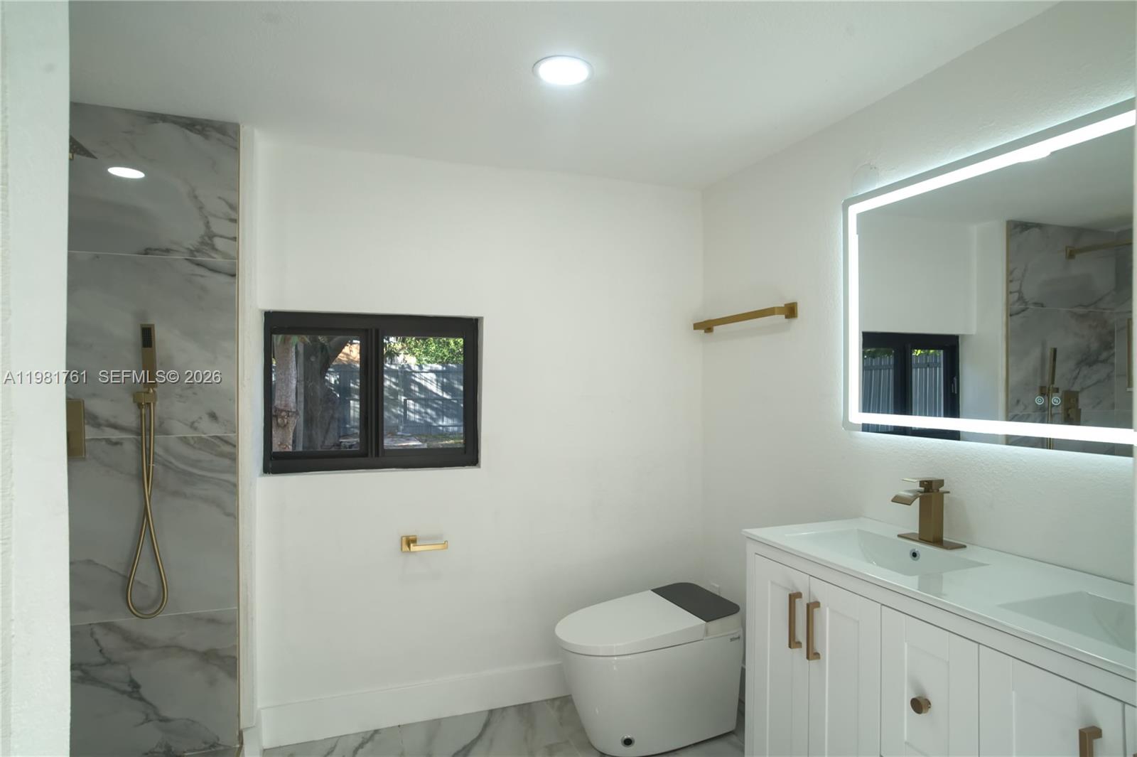 315 NW 127th St North Miami, FL 33168