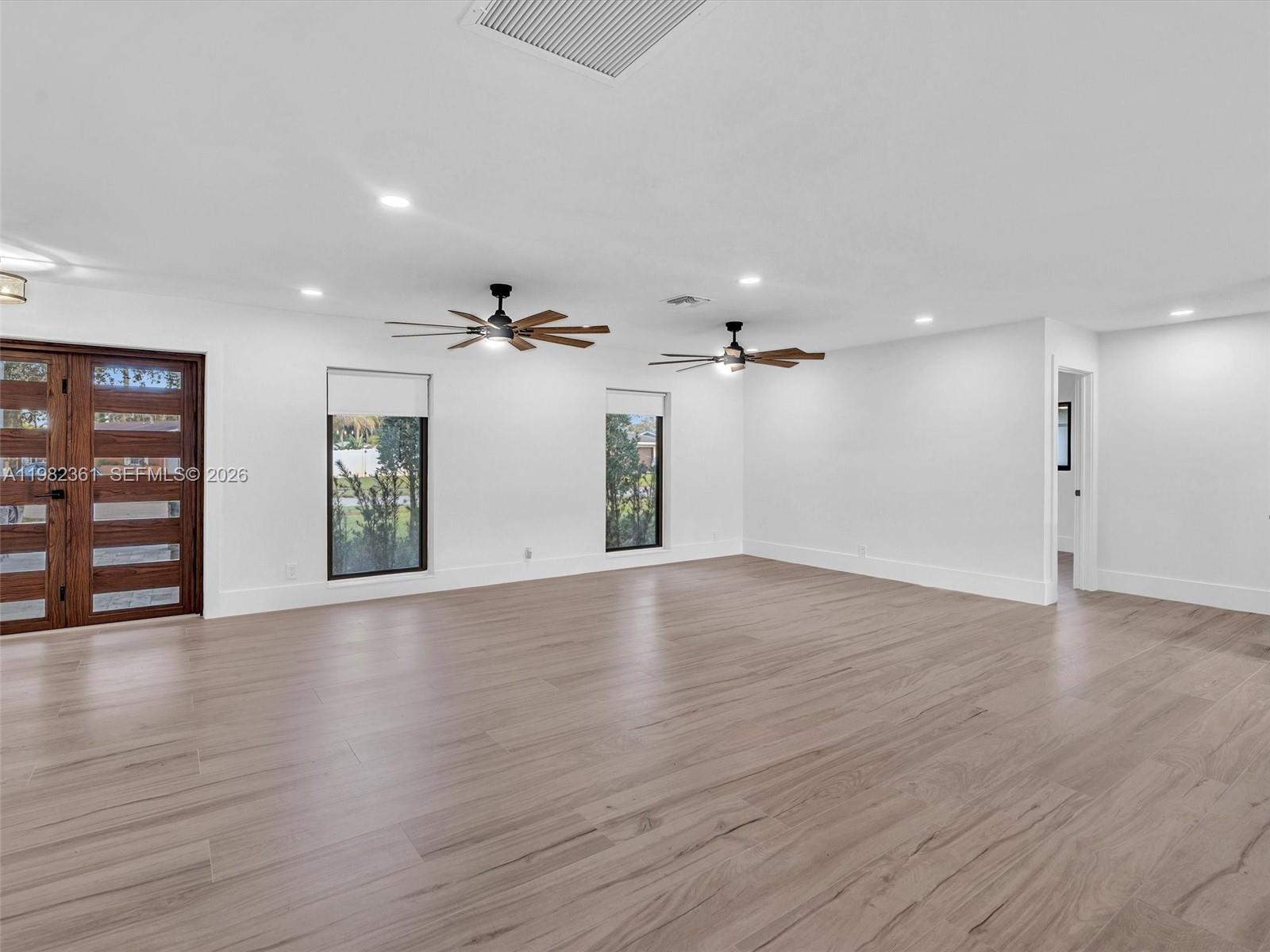 1501 NW 109th Ter Pembroke Pines, FL 33026