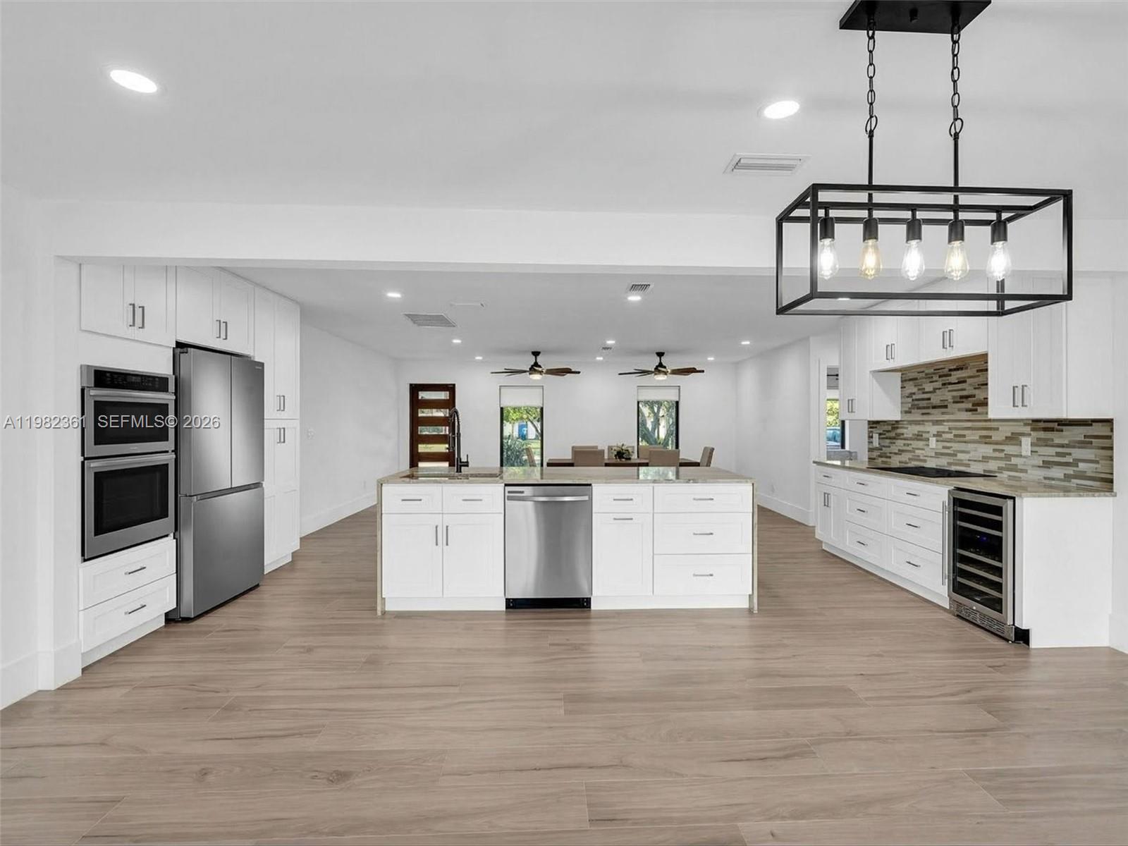 1501 NW 109th Ter Pembroke Pines, FL 33026