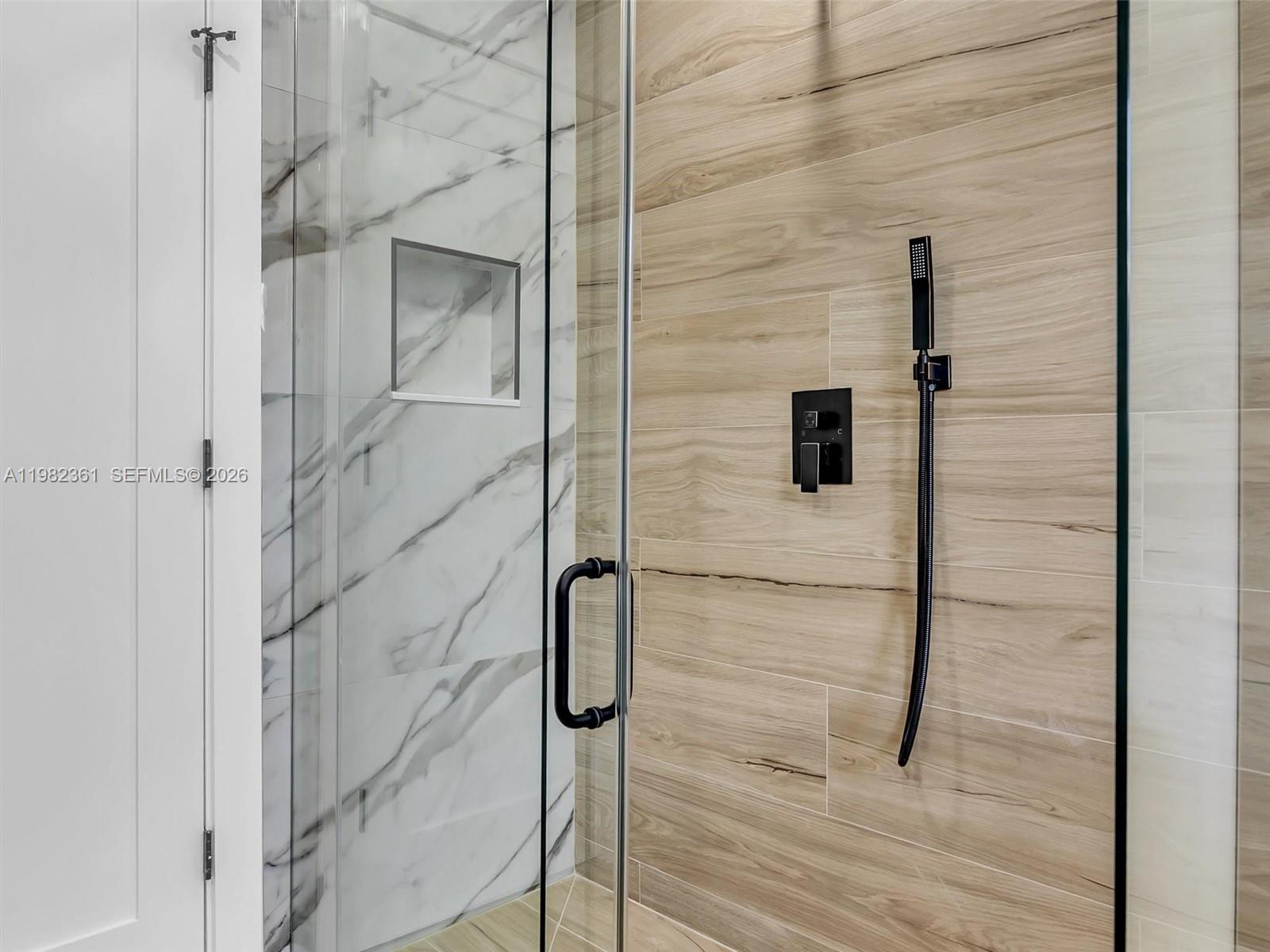 1501 NW 109th Ter Pembroke Pines, FL 33026