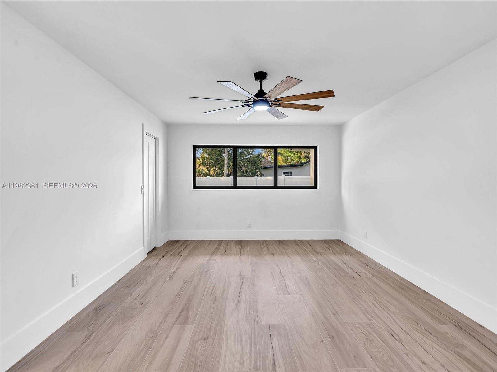 1501 NW 109th Ter Pembroke Pines, FL 33026