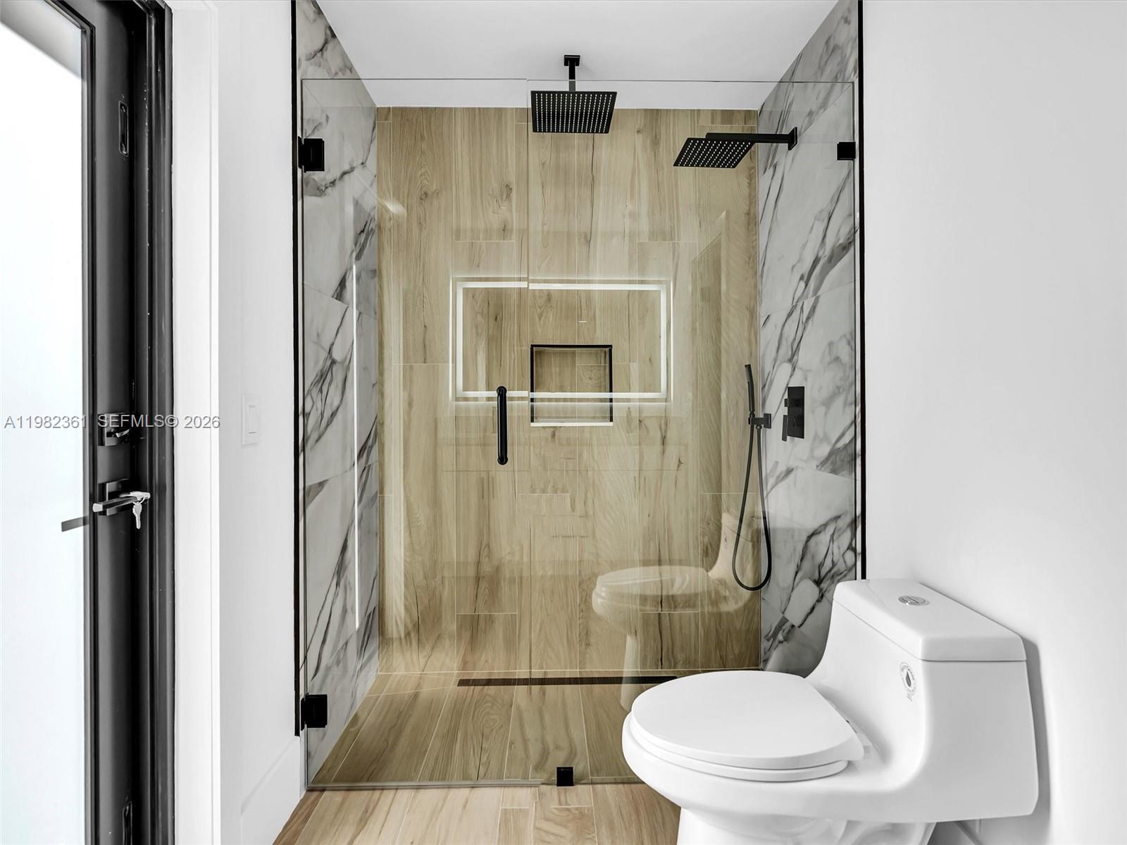 1501 NW 109th Ter Pembroke Pines, FL 33026