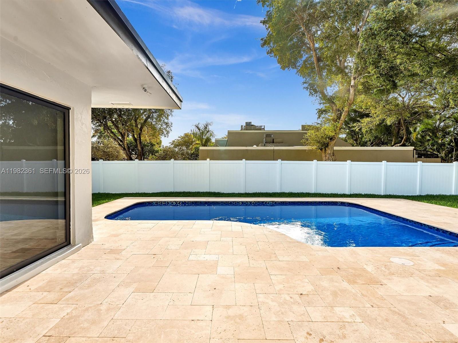 1501 NW 109th Ter Pembroke Pines, FL 33026