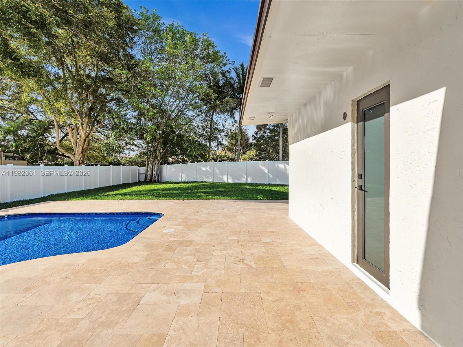 1501 NW 109th Ter Pembroke Pines, FL 33026