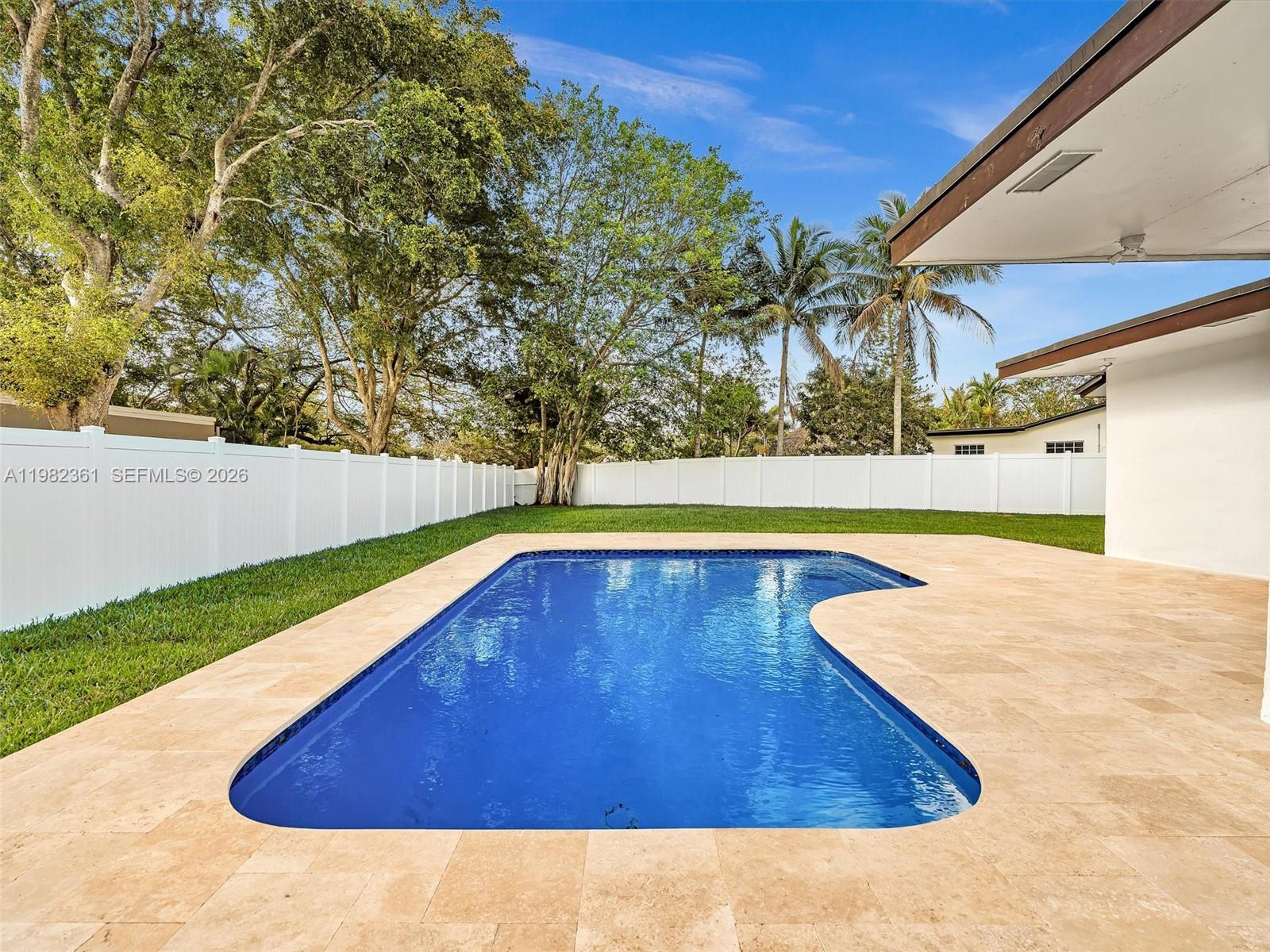 1501 NW 109th Ter Pembroke Pines, FL 33026