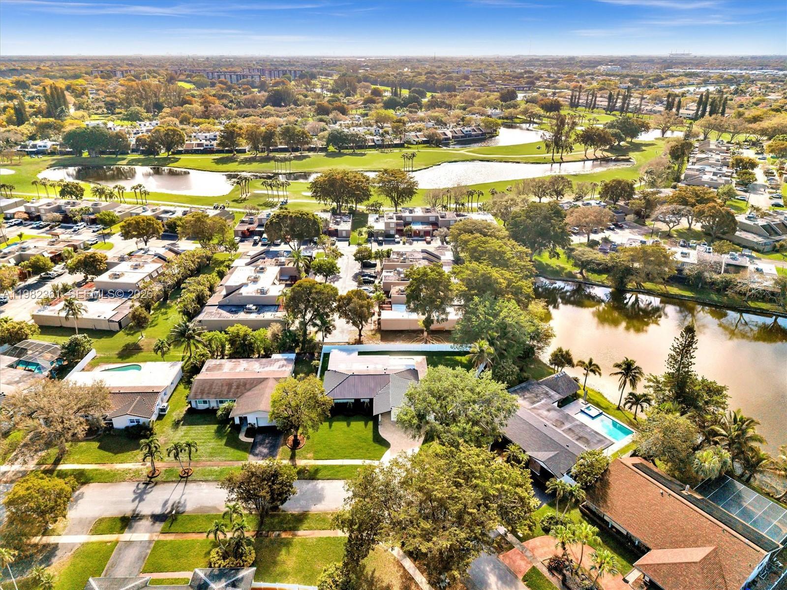 1501 NW 109th Ter Pembroke Pines, FL 33026