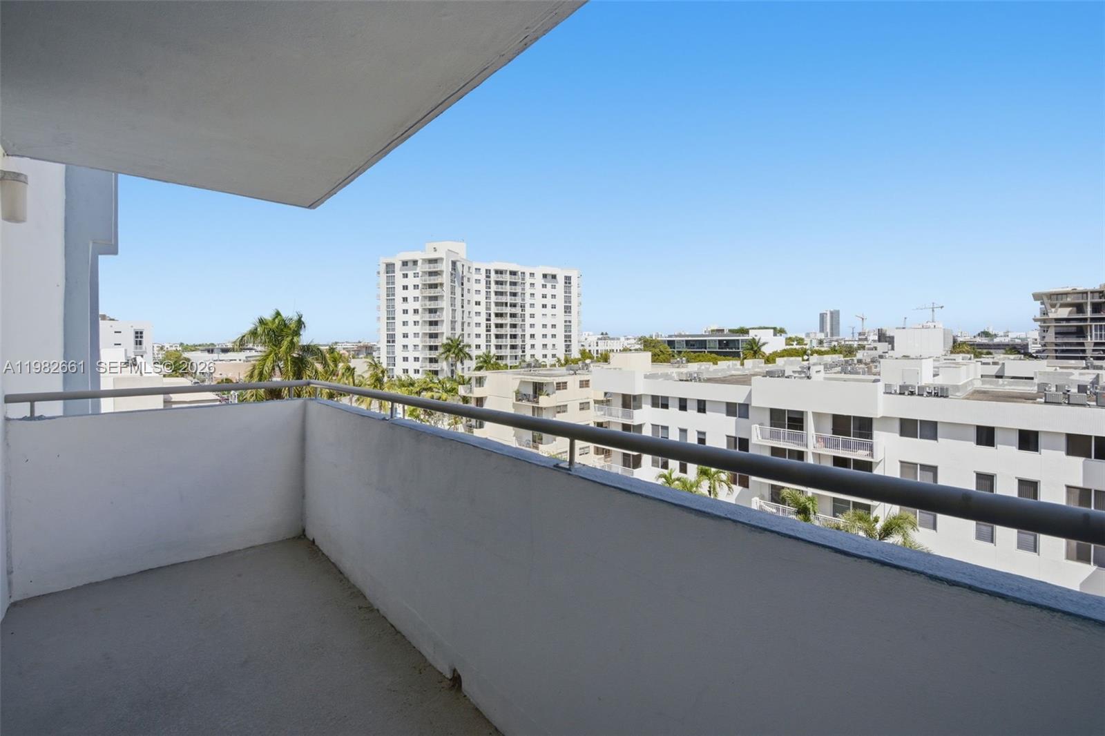 1658 Bay Rd #703 Miami Beach, FL 33139