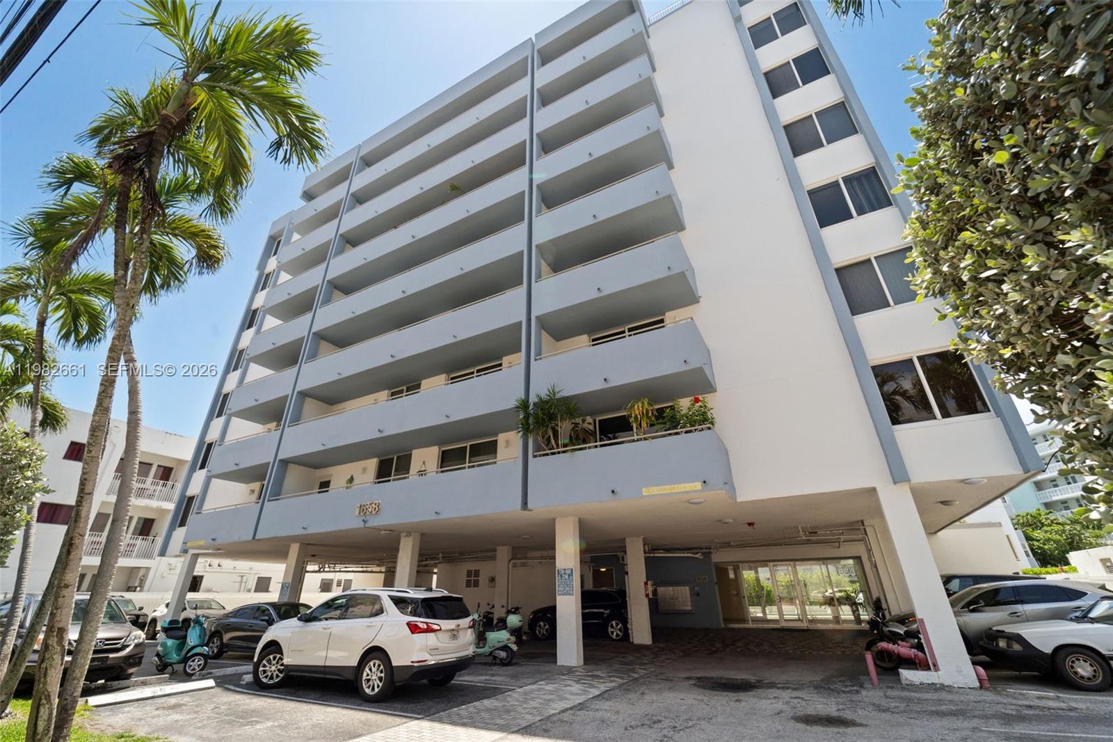 1658 Bay Rd #703 Miami Beach, FL 33139