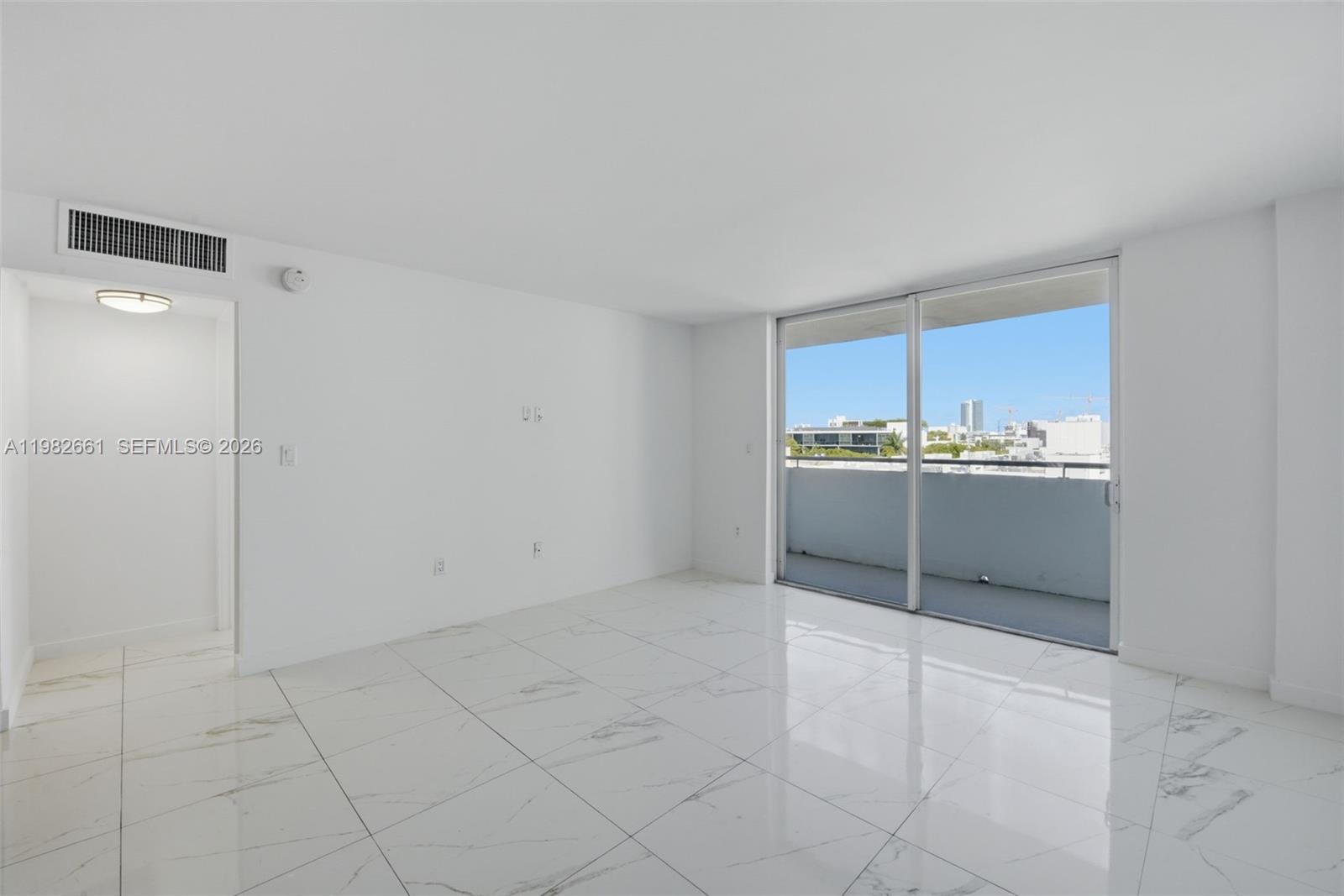 1658 Bay Rd #703 Miami Beach, FL 33139
