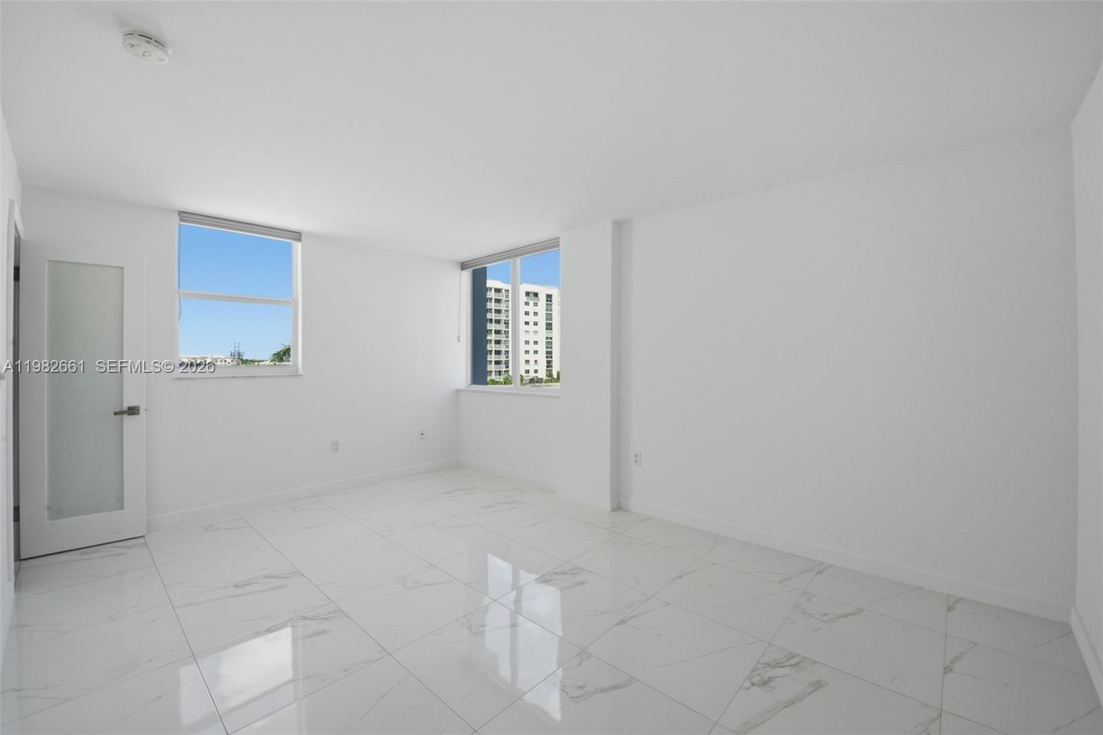 1658 Bay Rd #703 Miami Beach, FL 33139