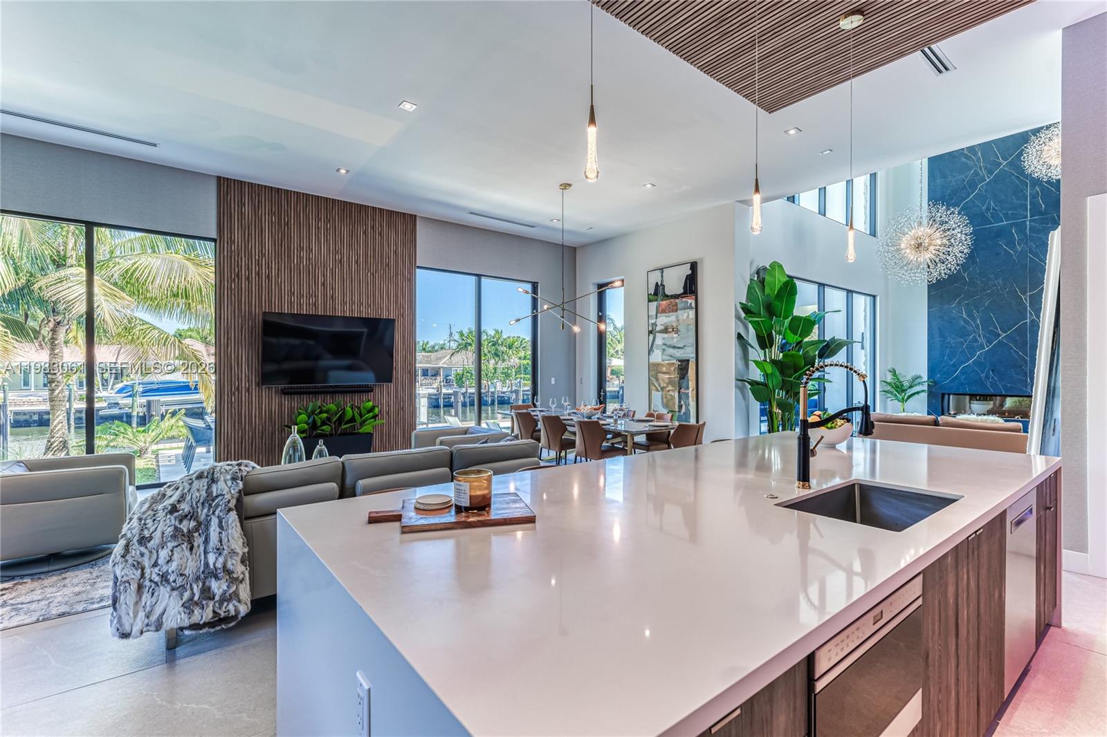 2817 NE 35th St Fort Lauderdale, FL 33306