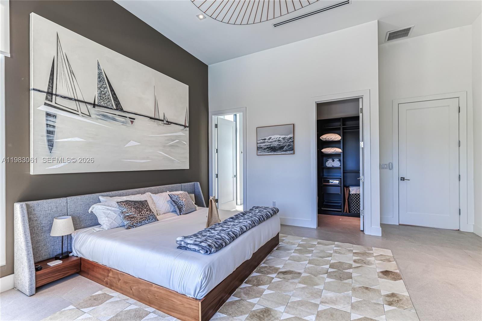 2817 NE 35th St Fort Lauderdale, FL 33306