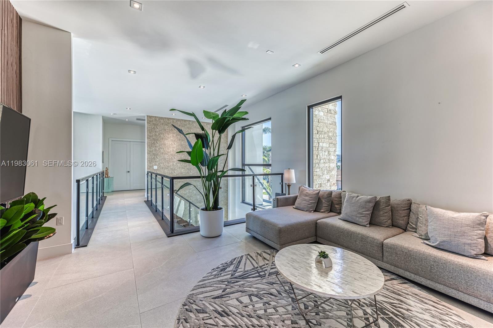 2817 NE 35th St Fort Lauderdale, FL 33306