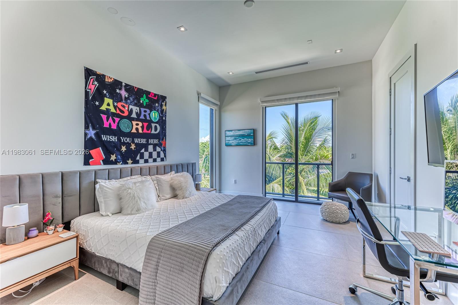 2817 NE 35th St Fort Lauderdale, FL 33306