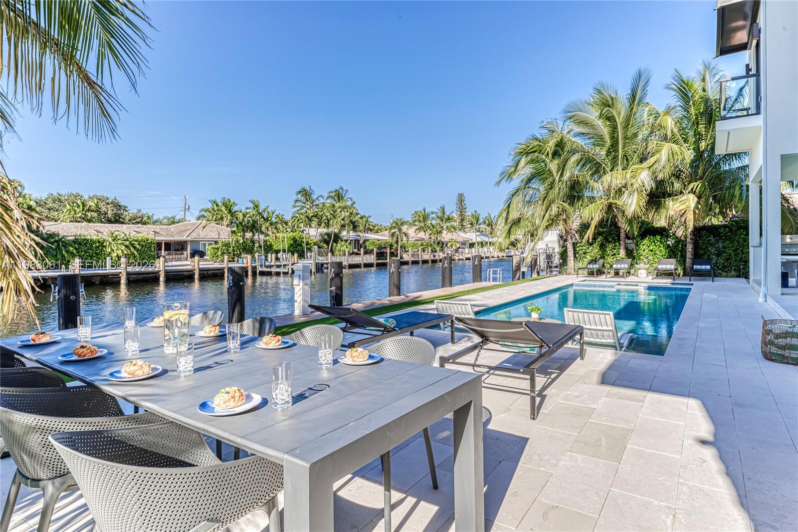 2817 NE 35th St Fort Lauderdale, FL 33306