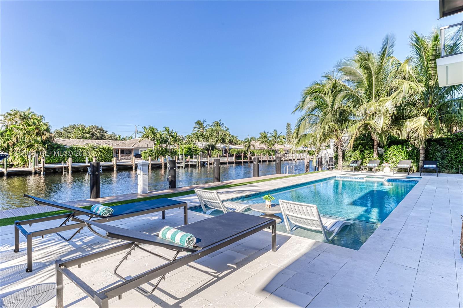 2817 NE 35th St Fort Lauderdale, FL 33306