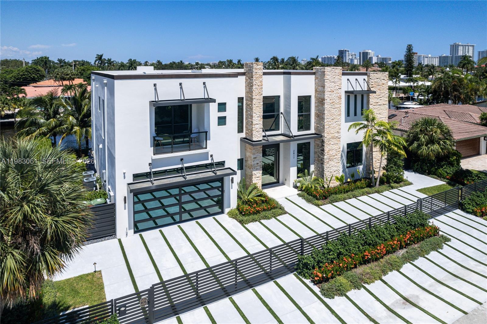 2817 NE 35th St Fort Lauderdale, FL 33306