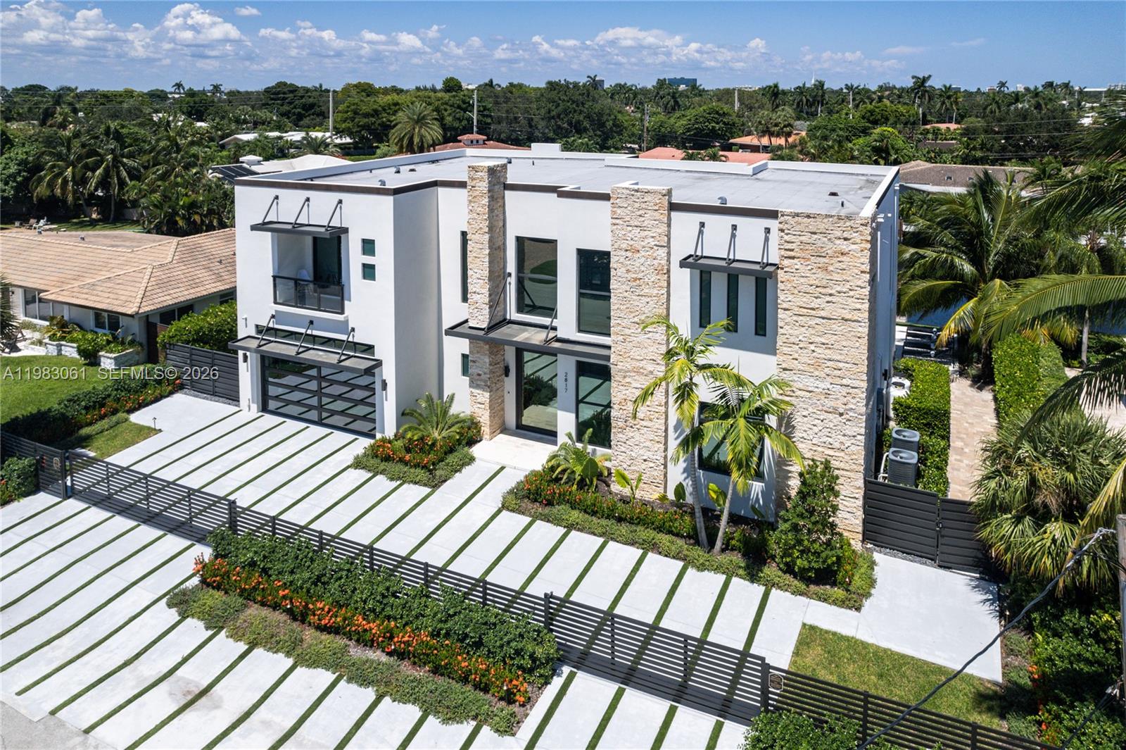 2817 NE 35th St Fort Lauderdale, FL 33306